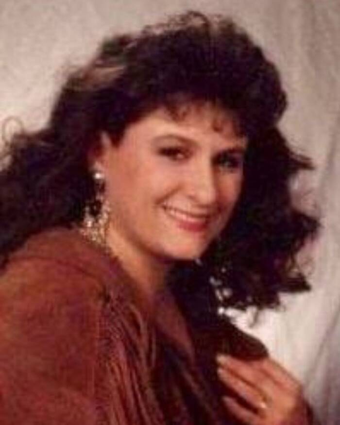 2001 Yılında Gizemli Bir Şekilde Kaybolan Kuzey Carolina'lı Üç Çocuk Annesi Michele Hundley Smith Bulundu